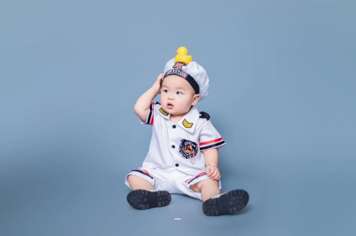 借卵生子咨询孕妇几个月开始胎动